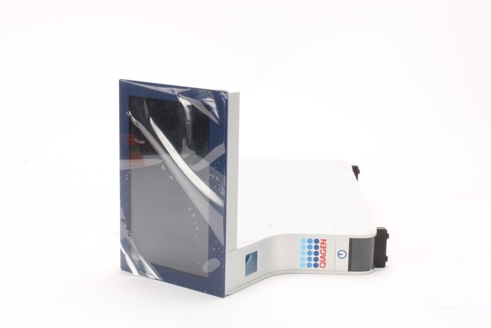 QIAGEN QIAstat-Dx Syndromic Testing Analyzer with Operational Module 9002824