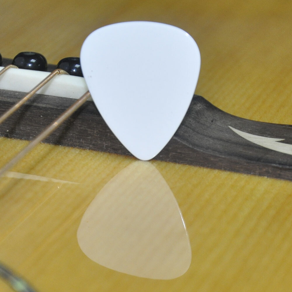 Lots of 100pcs 0.46mm Thin Celluloid Blank Guitar Picks Plectrums Solid White