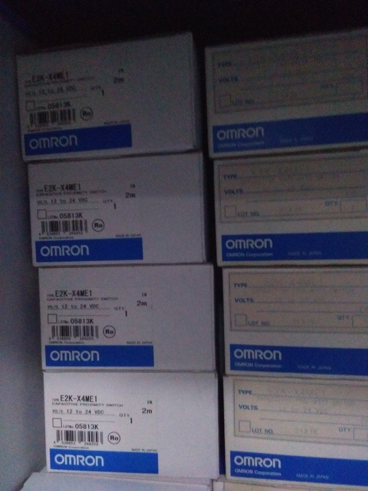 E2E-X4ME1  Omron  sensor NIB free ship