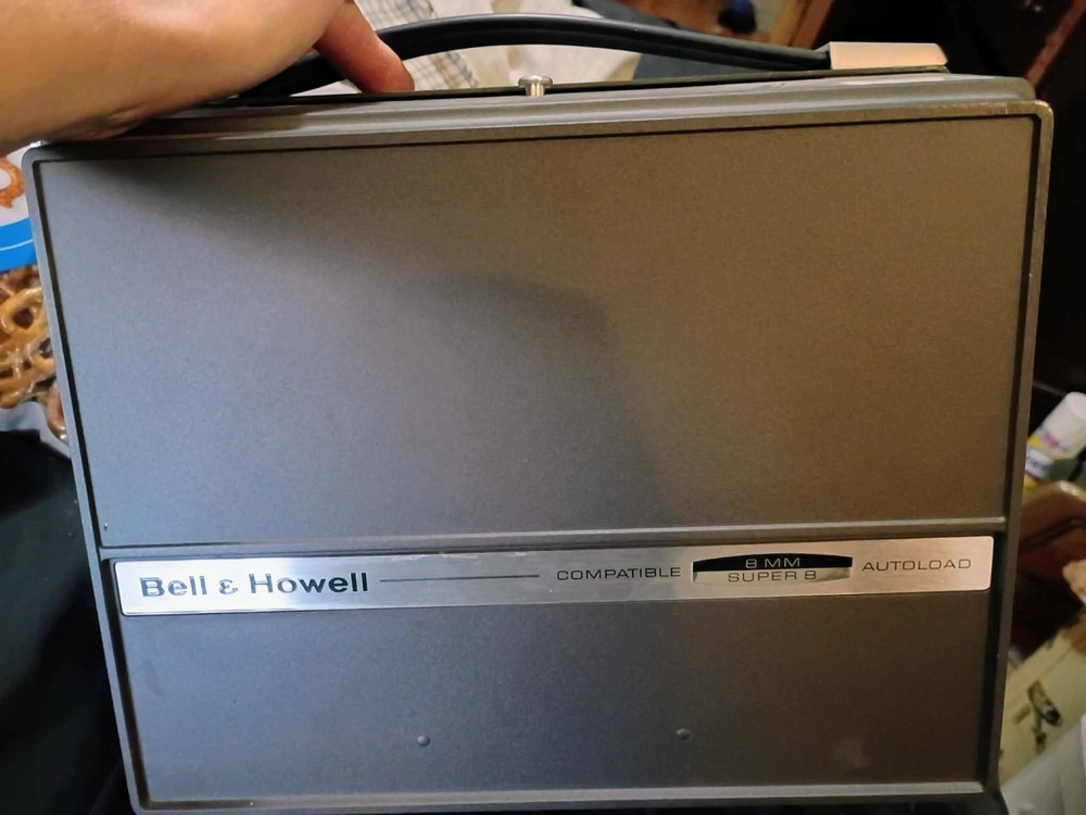 Bell And Howard 8 Mm Projector Model 456