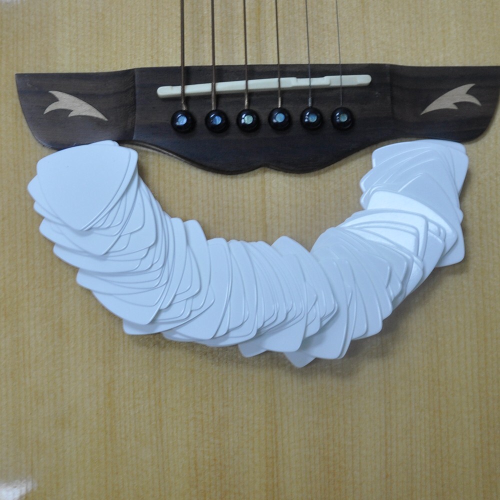 100pcs/lot Solid White HEAVY 0.96mm Big Rounded Triangle Celluloid Guitar Picks
