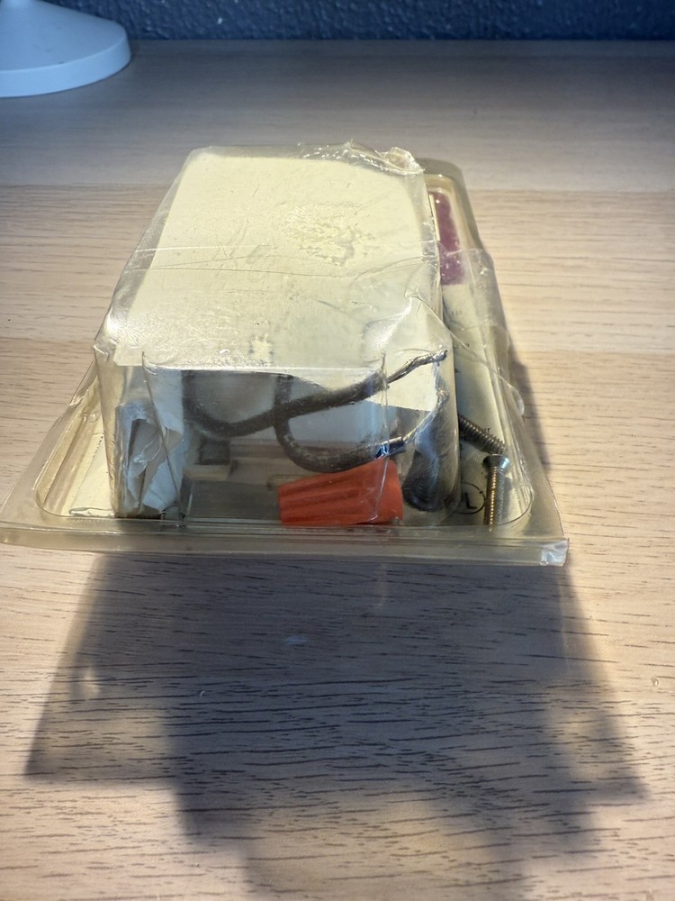 Intermatic Wall Switch Security Timer EJ343C 120V 3-Way 24hr Programmable New