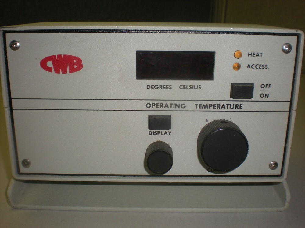 Neslab/CWB 172103200702 Temperature Controller