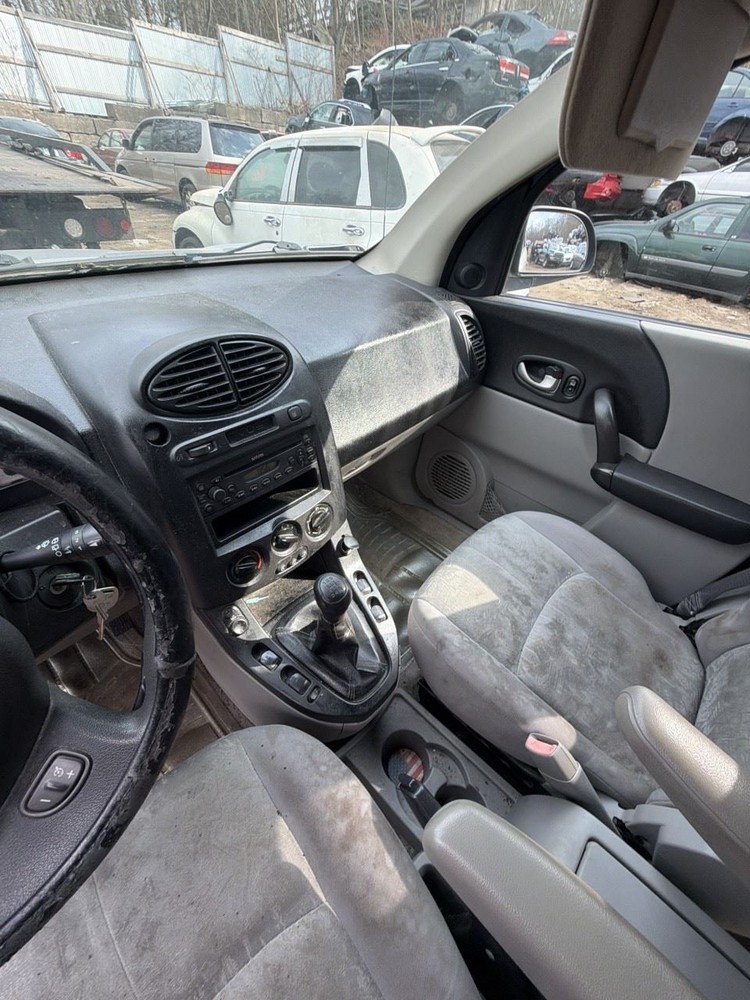 Fuse Box Engine Fits 2004-2005 VUE OEM