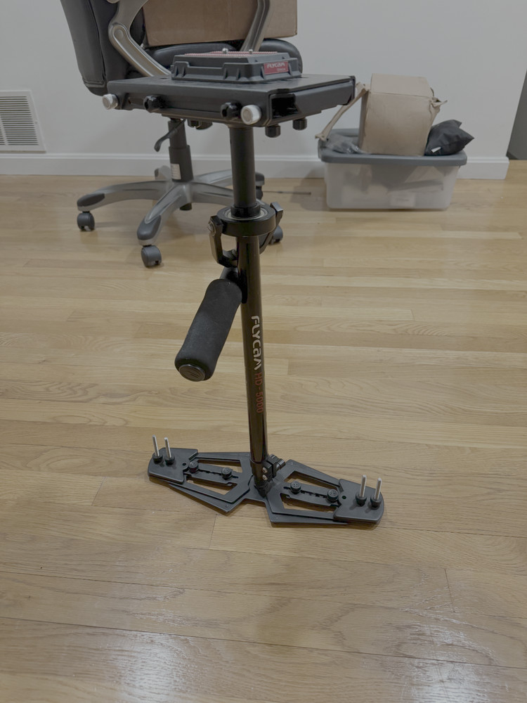 FLYCAM 3000-MB Handheld Video Camera Stabilizer Pre-owned