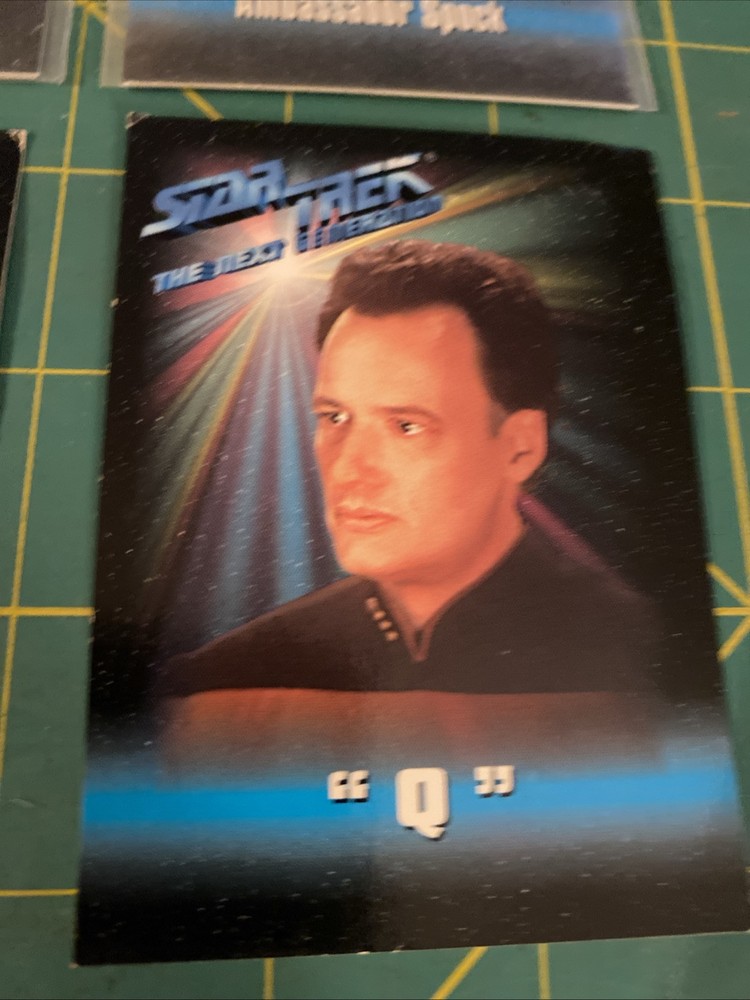 7 Star Trek Collector Cards