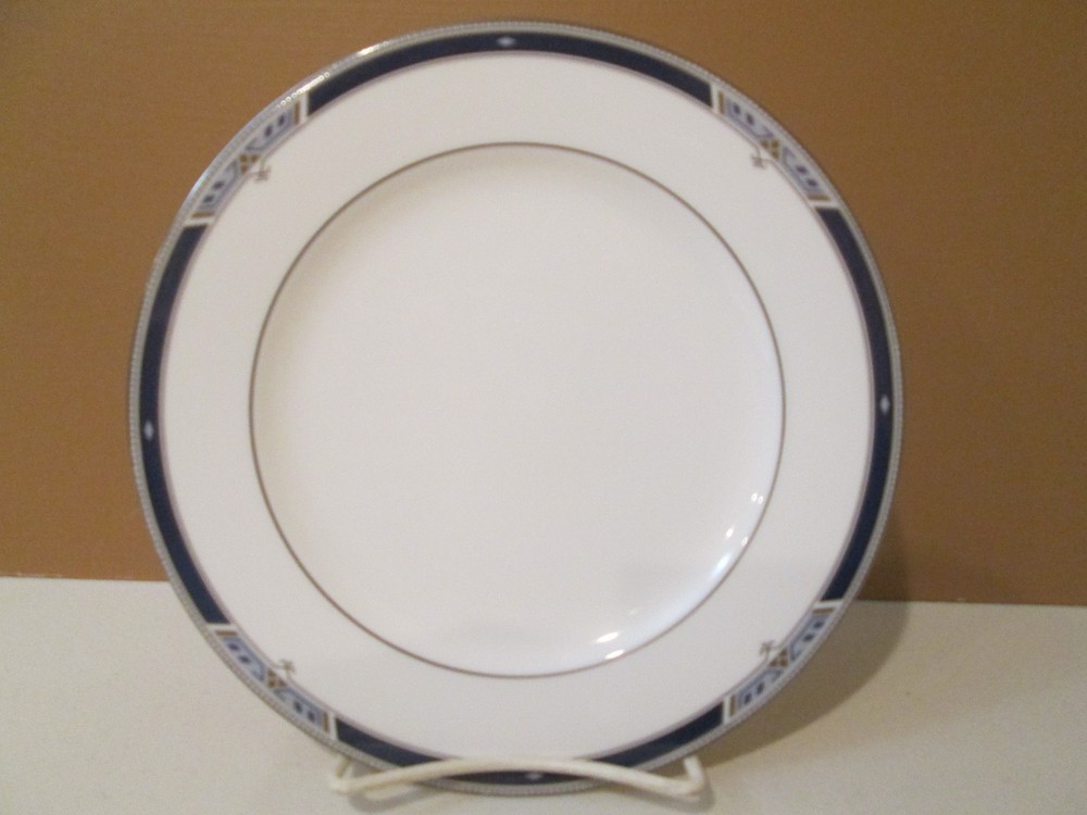 NIKKO PARAMOUNT SALAD PLATE - 7 7/8" 1202C