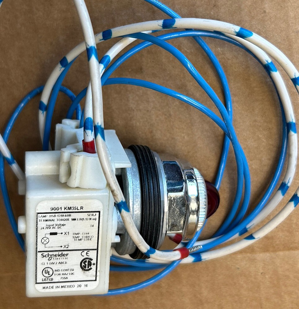 NEW SCHNEIDER 9001KM35LR Red Pilot Light