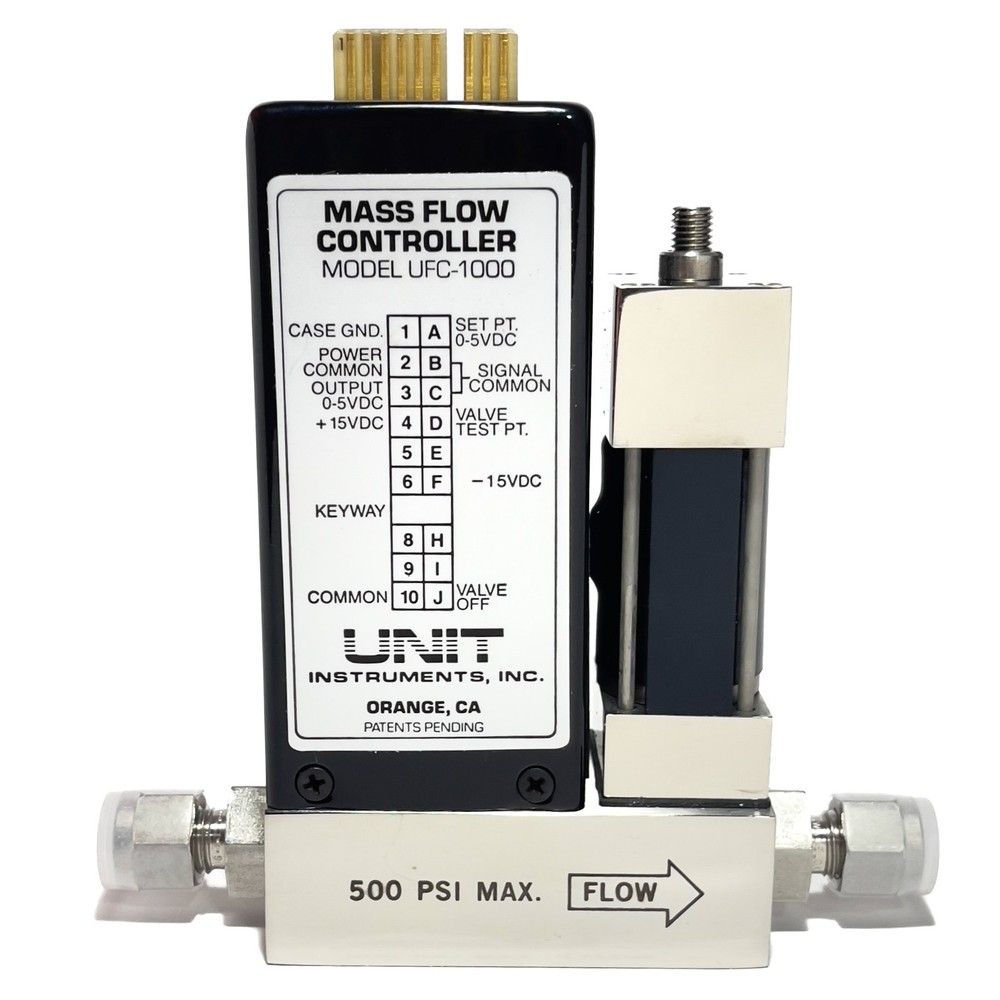 Unit Instruments UFC-1000 Mass Flow Controller 500 SCCM He 500 PSI MFC Open Box