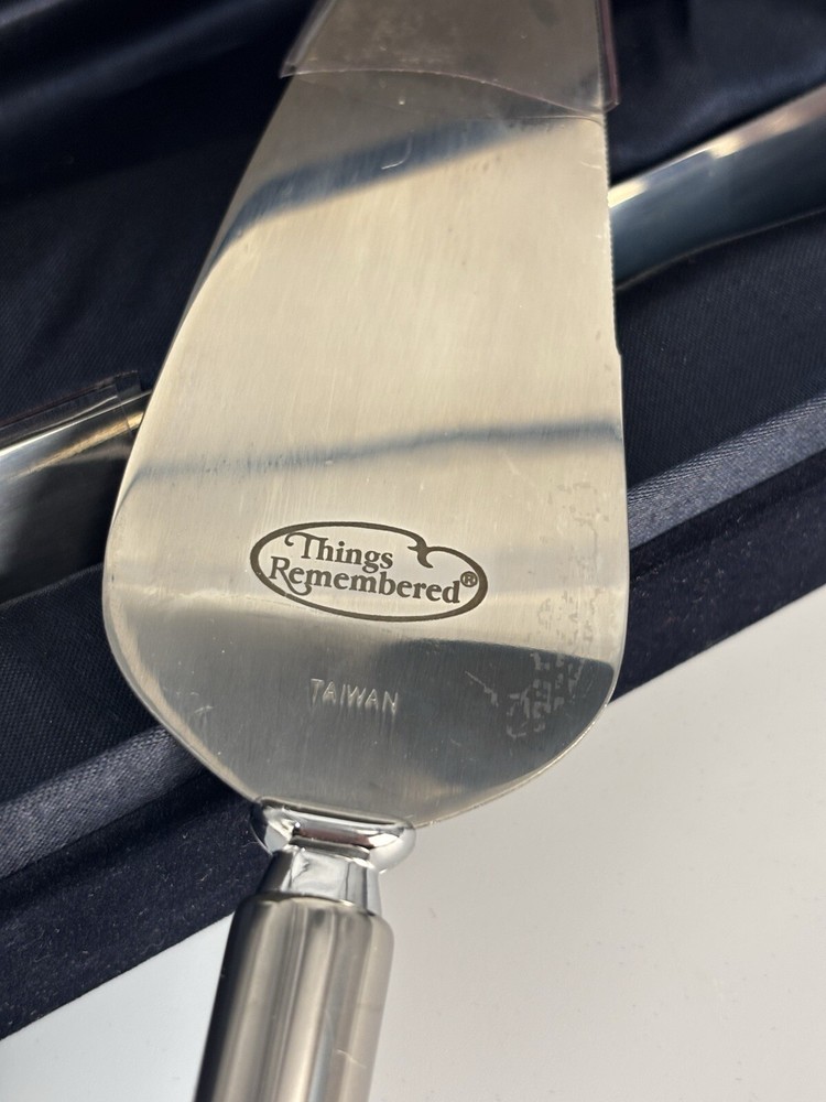 Things Remembered Crystal Handled Wedding Cake Serving Set