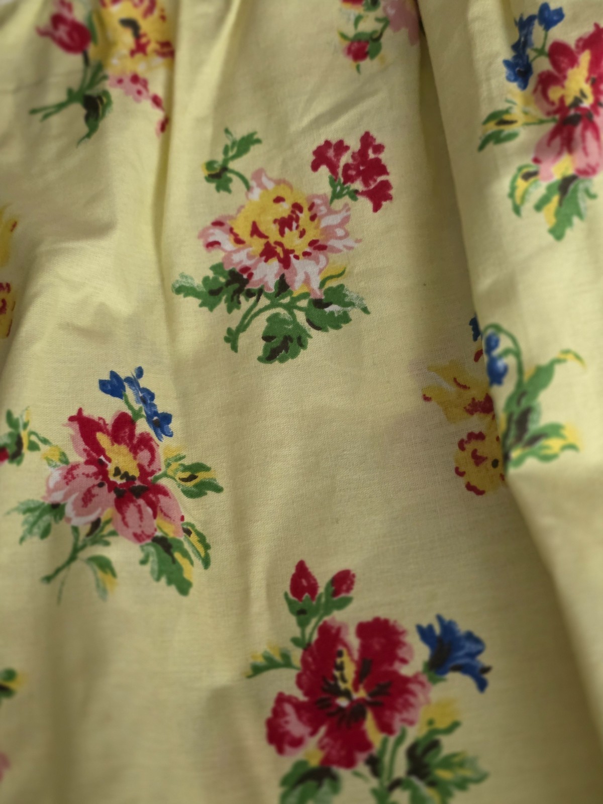 VTG NWOT LAURA ASHLEY KING BED SKIRT YELLOW FLORAL COTTON BLEND 14.5" DROP