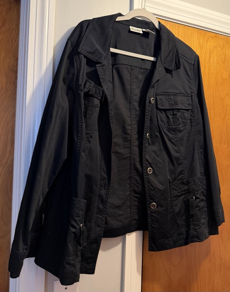 Black Utility Jacket with Front Pockets - Women's Lightweight EUC