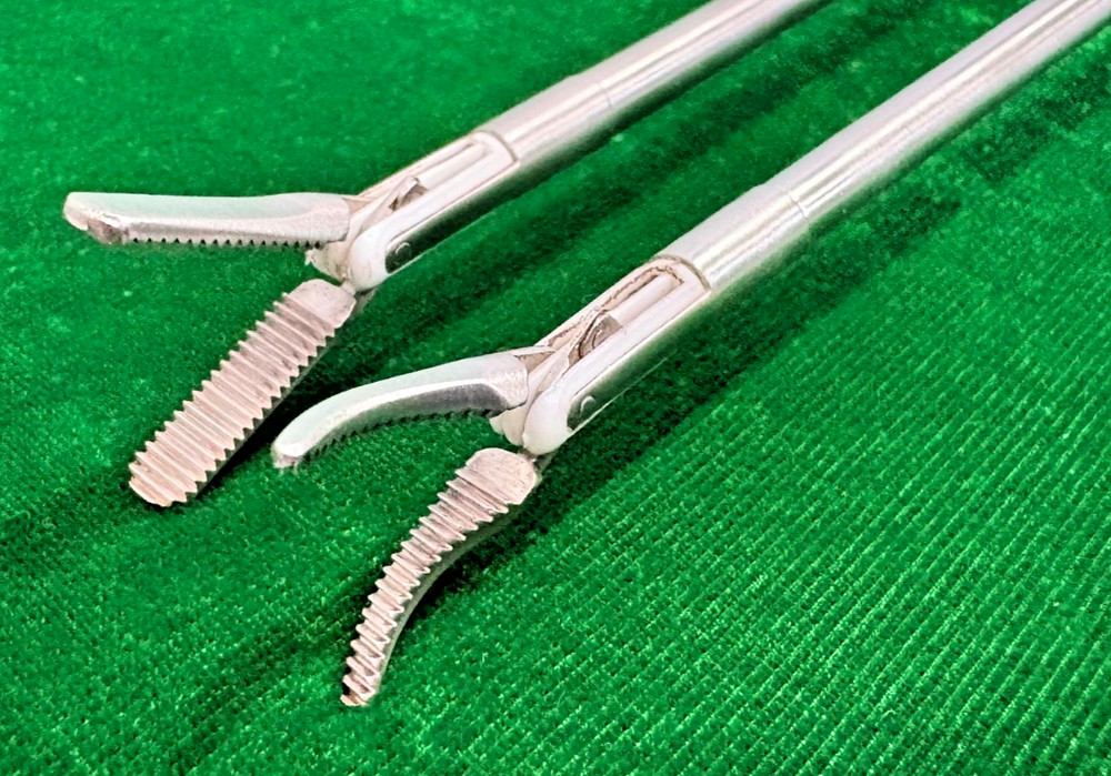 2pc Laparoscopic Bissinger Bipolar Ruby & Maryland Forceps 5mmx330mm with Cable