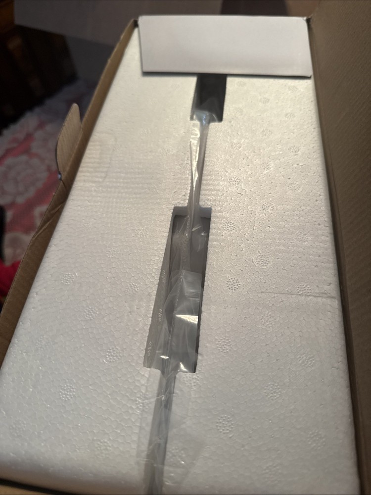 Bella Fold & Store Griddle New In Box