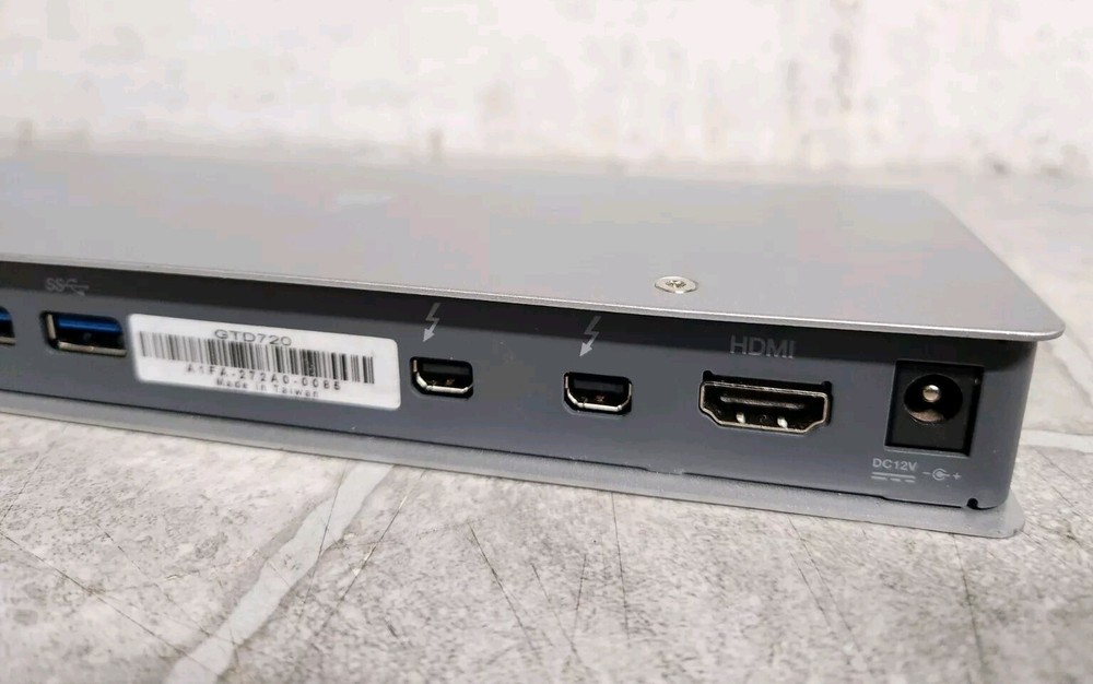 IOGEAR GTD720 Thunderbolt 2 Docking Station NO POWER ADAPTER