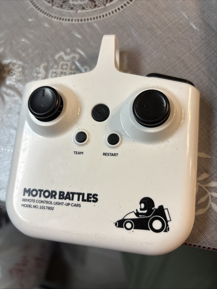 Sharper Image RC Motor Battles Battle Racers - Replacement  Remote Control