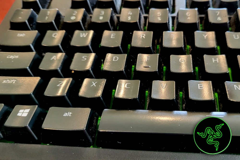 RAZER Keyboard +Goliathus pad, Blackwidow Ultimate, LED Mouse, Microsoft Headset