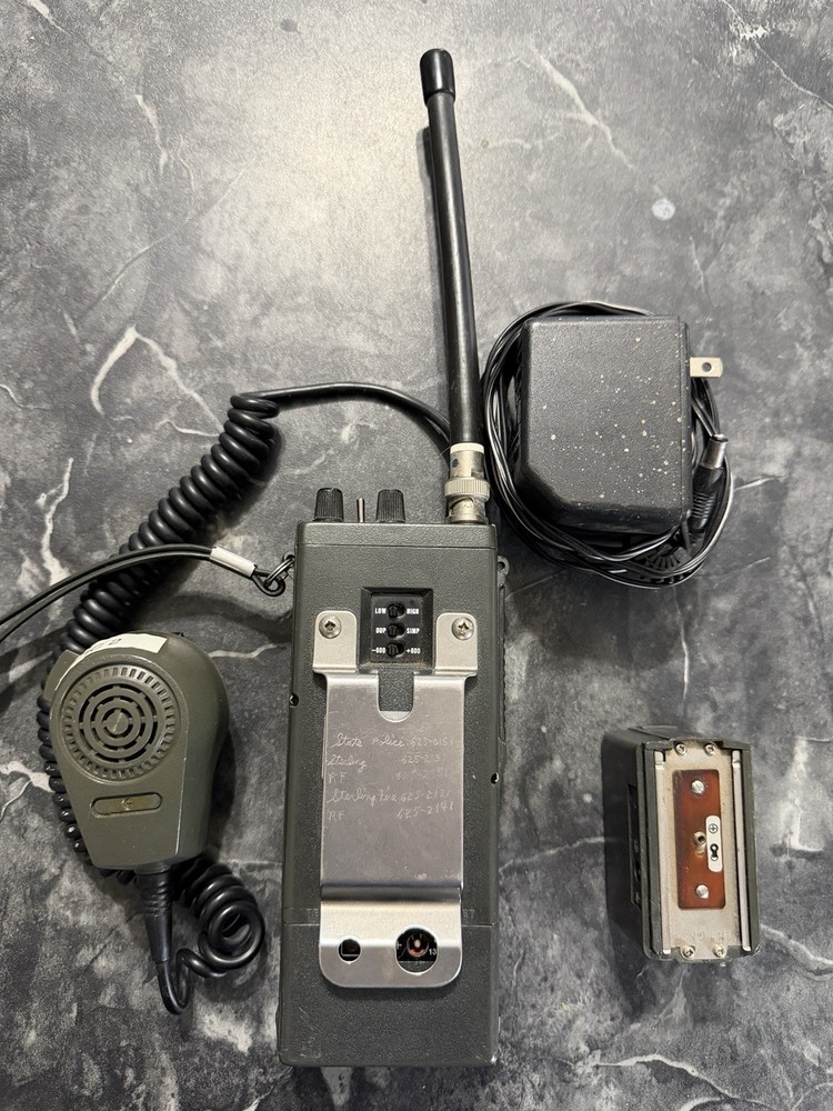 Icom IC-2AT Vintage Handheld Transceiver