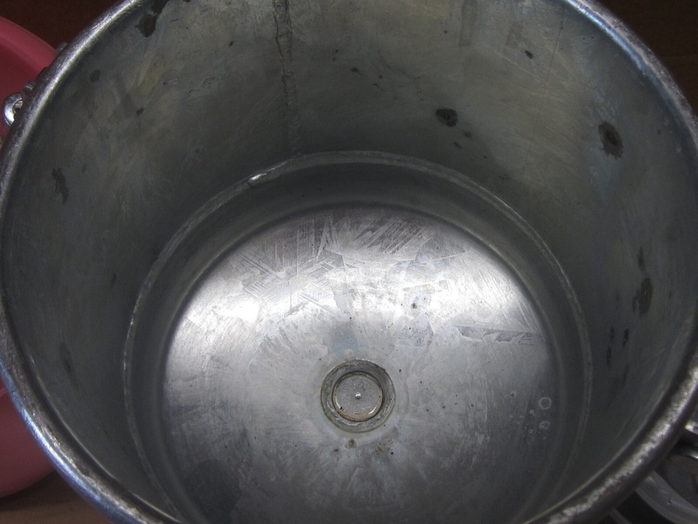 BINKS 83G PRESSURE POT