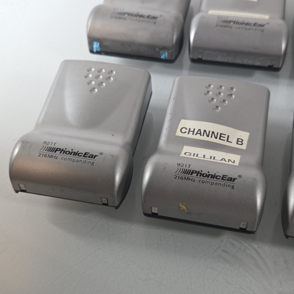 8 Bodyworn Transmitter 921T Radium 216MHz Phonic Ear UNTESTED - 2 DONT TURN ON