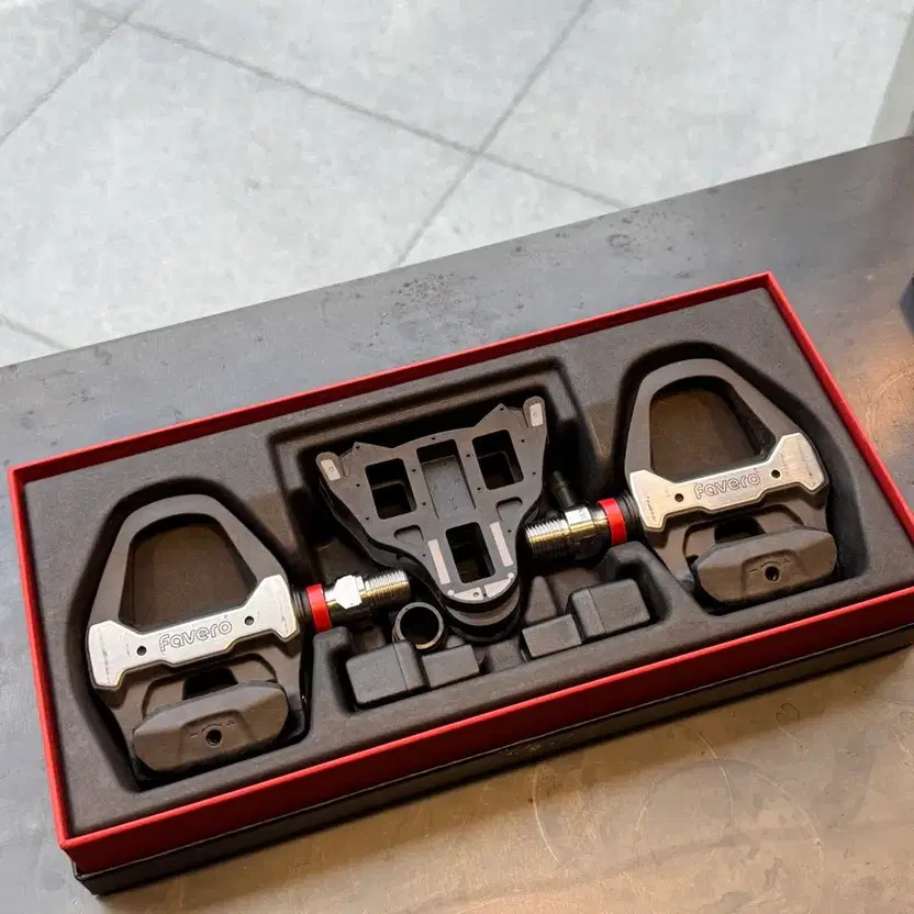 Paverro Accioma Pro RS-2 Power Meter & Clipless Pedals Official