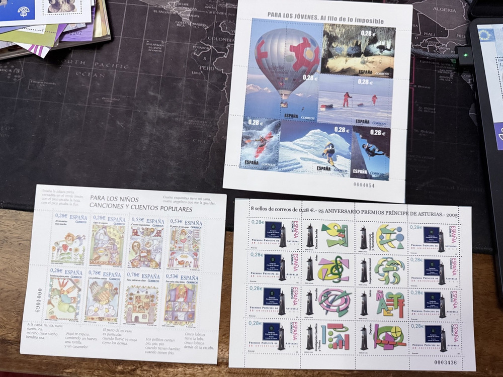 spanish stamps 3 mini sheets