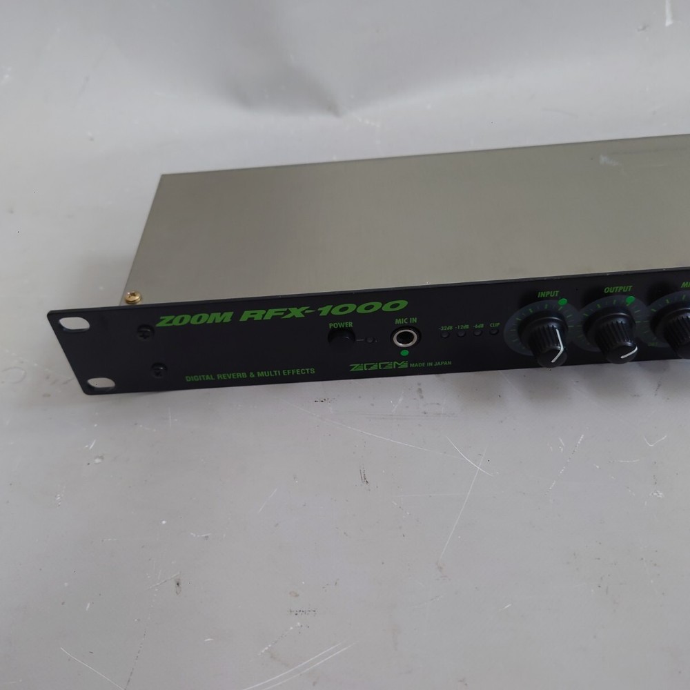 Zoom RFX1000 Multi Effects Processor Rack Unit Vintage From Japan Tested item