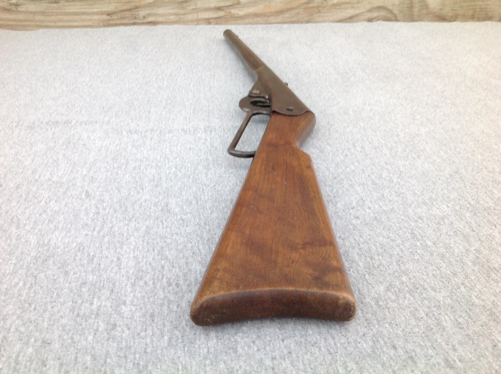 Upton Machine Co. Model 20 Air Rifle