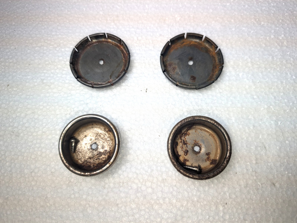 OUTING PORTABLE SUITCASE NEEDLE HOLDERS FOR ANTIQUE PHONOGRAPH