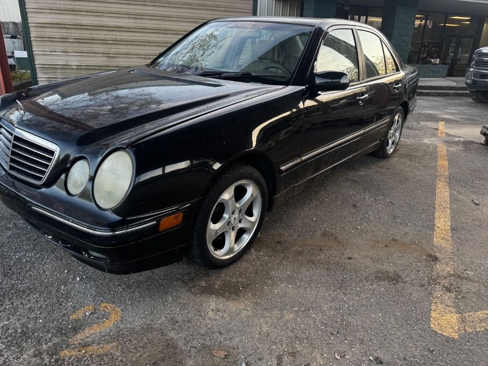 2002 Mercedes E320 OEM Upper Engine Wire Harness