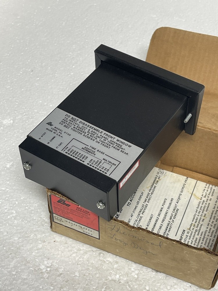 RED LION CONTROL DT3D0500 5 DIGIT TACHOMETER