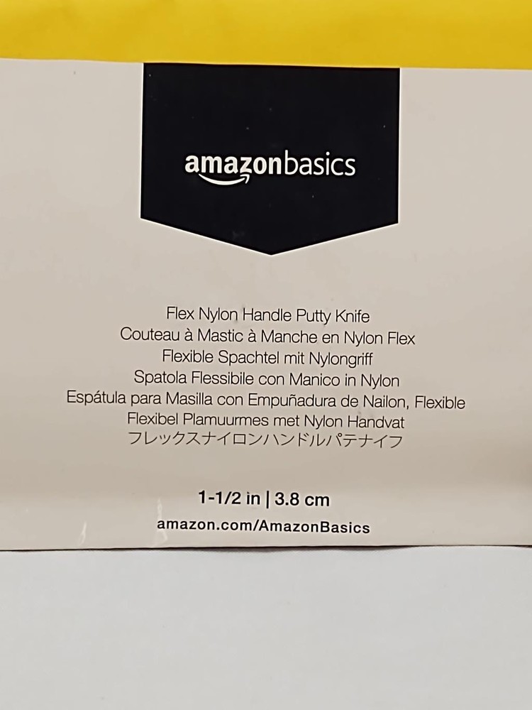 Amazon Basics 1-1/2" Flex Nylon Handle Putty Knife