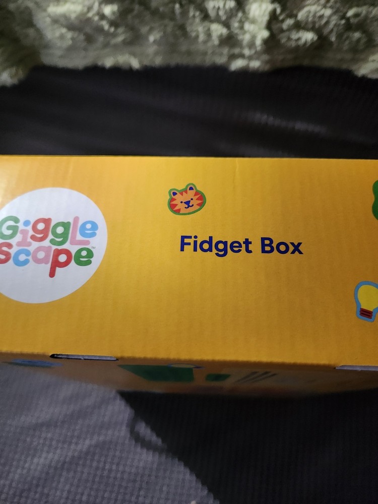 Giggle Scape Fidget Box