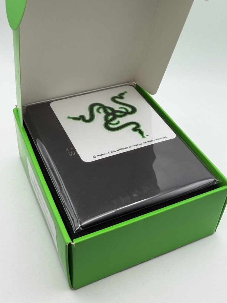 Razer Wireless Control Pod For Peripherals & Speakers Advanced Audio Control