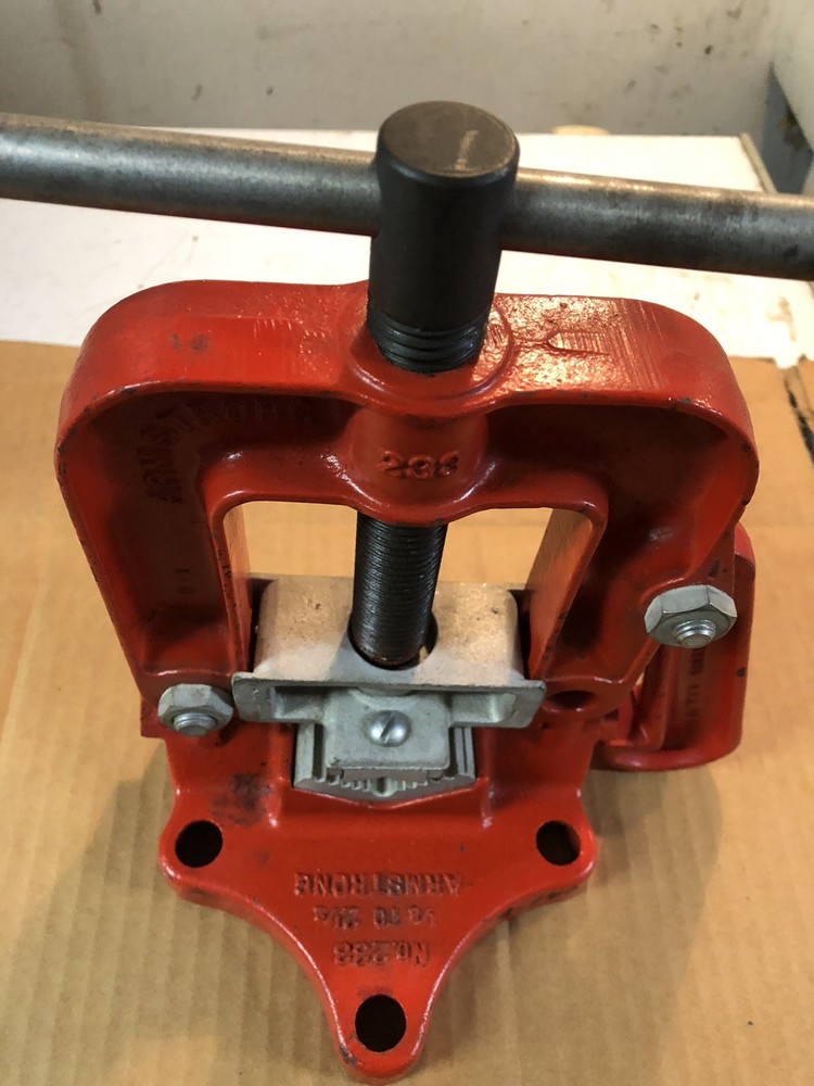 Armstrong 233 Yoke Vise