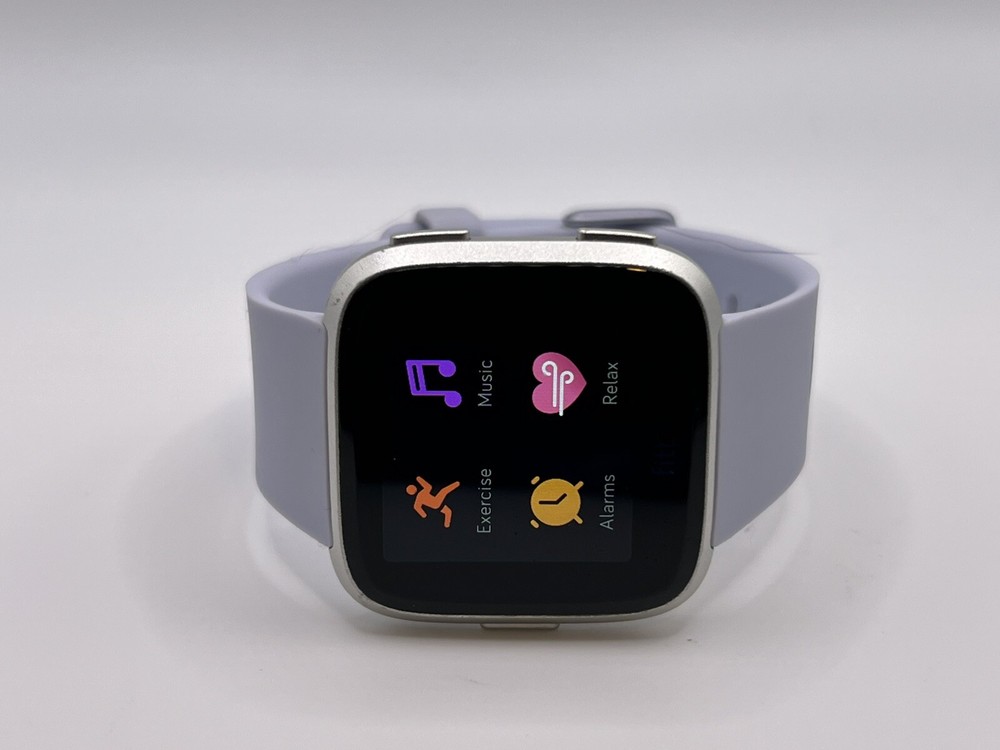 Fitbit Versa Smart Watch Silver With Lavender Band - Small