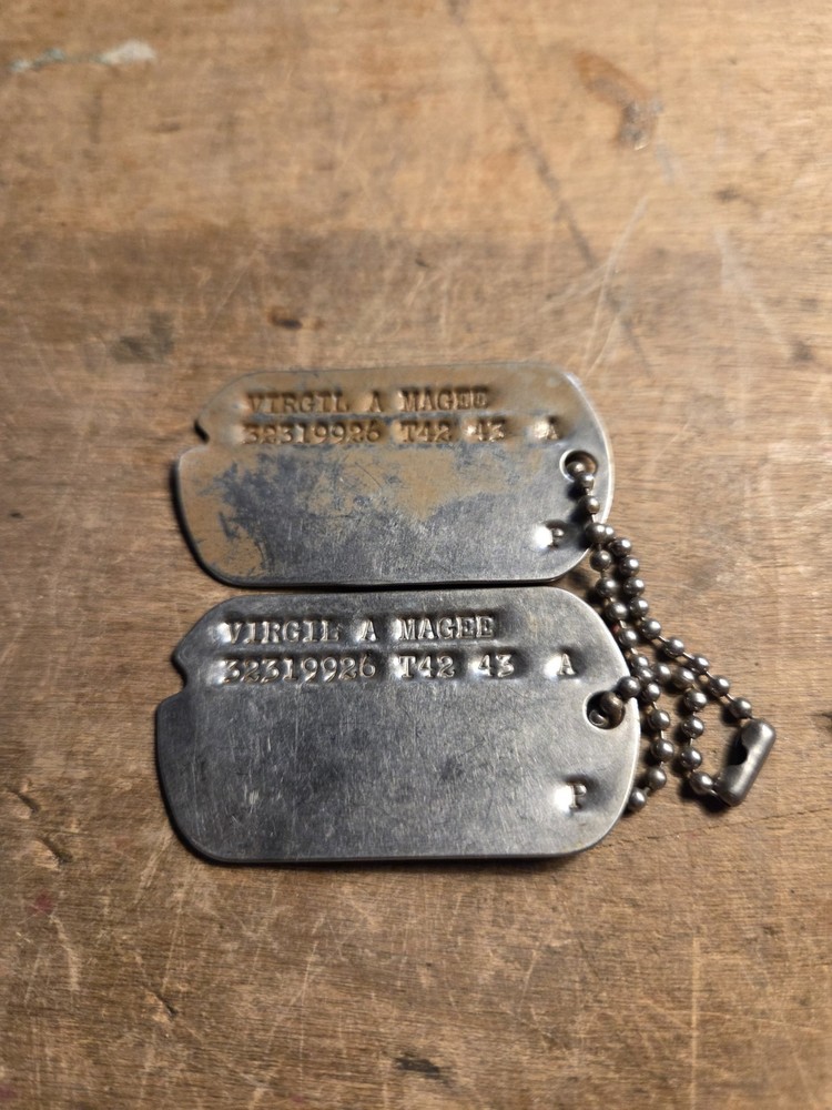 WW2 Pair Of US Army Dog Tags