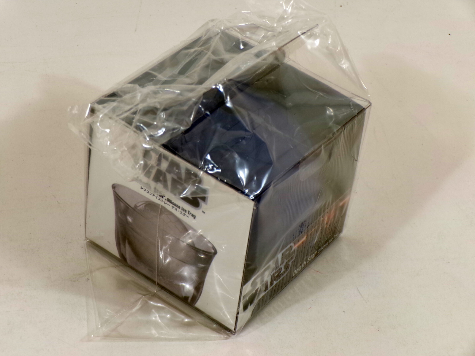 Star Wars DEATH STAR Ice Tray Cube Chocolate Jello Silicone Mold GZ317