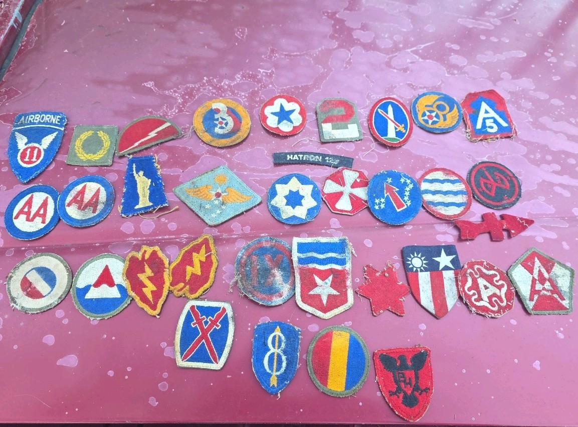 Lot Of 34 Military WW2 Patches WWII PATCHes. Lot