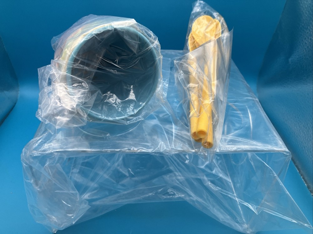 NEWRare Andy Warhol Fantastic In Plastic Ice Cream Cone Complete. Set