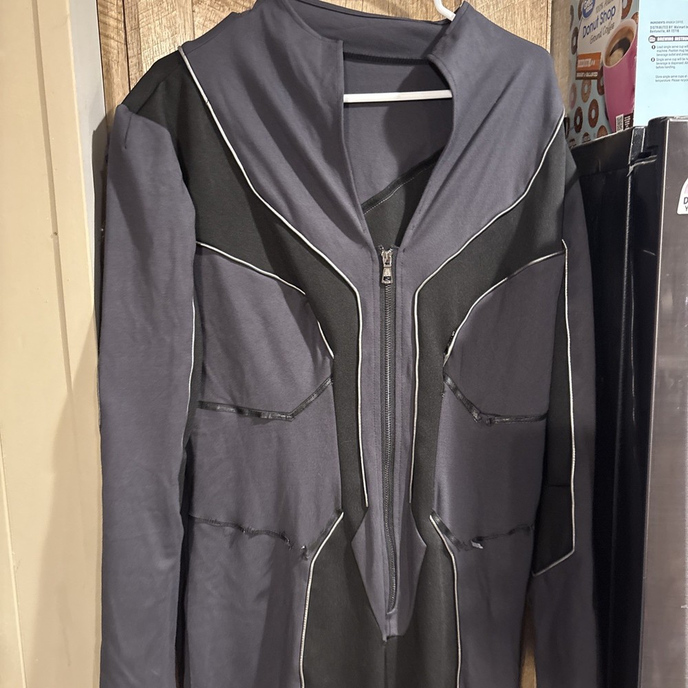 Full Body Suit Large/ Extra Large.