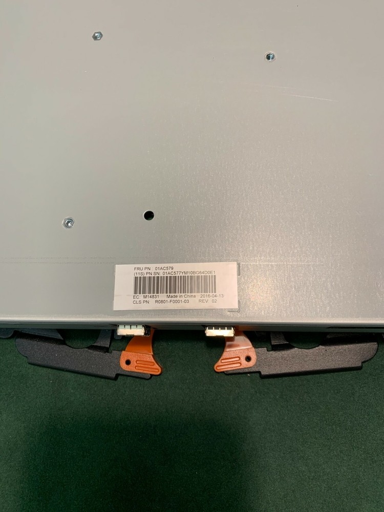 IBM 01AC579 / 01AC577 (IBM V7000 Gen2 Expansion Canister/Controller (2076-24F)