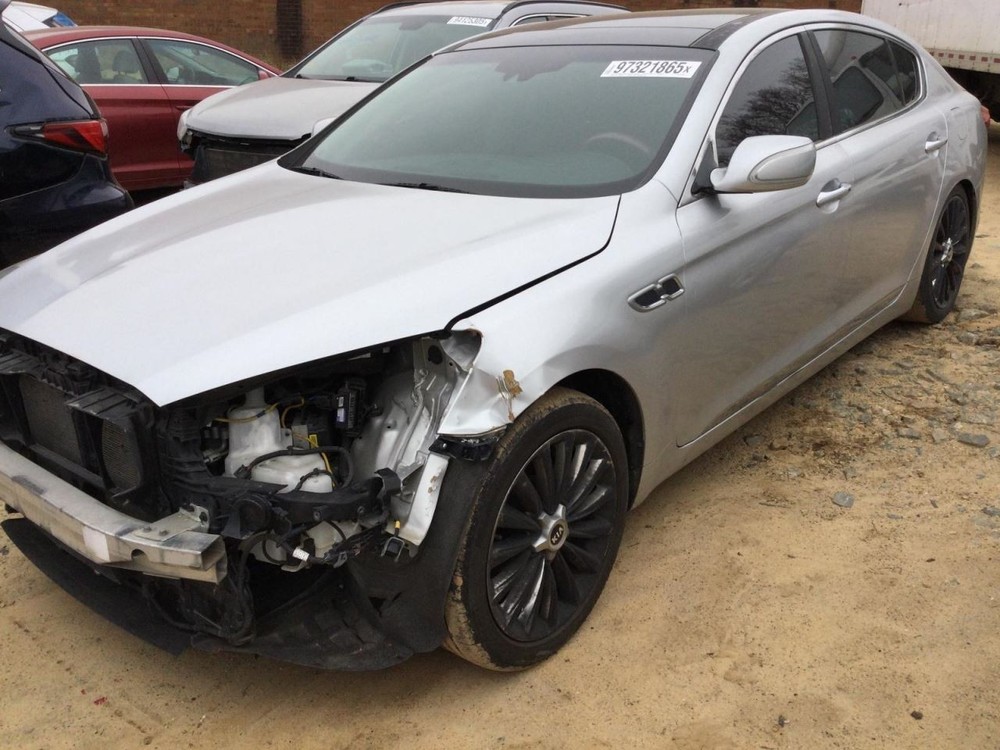 K900 2015 Glove Box 4937846