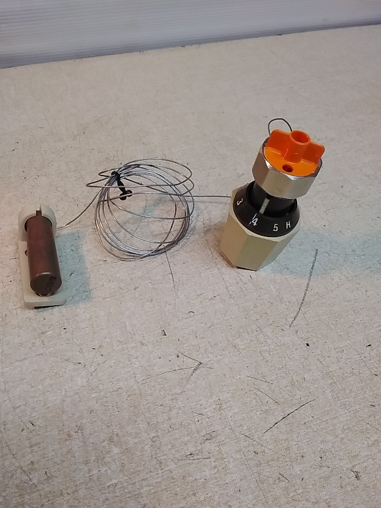 ITT Bell & Gossett Hot, Cold Thermostat W/ Sensor Range