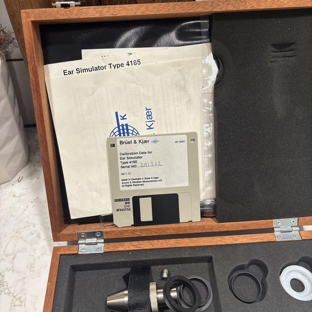 Bruel & Kjaer Model 4185 Ear Simulator for Telephonometry NICE!