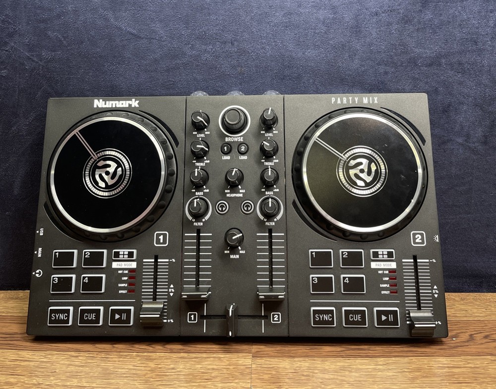 Numark Party Mix DJ Controller