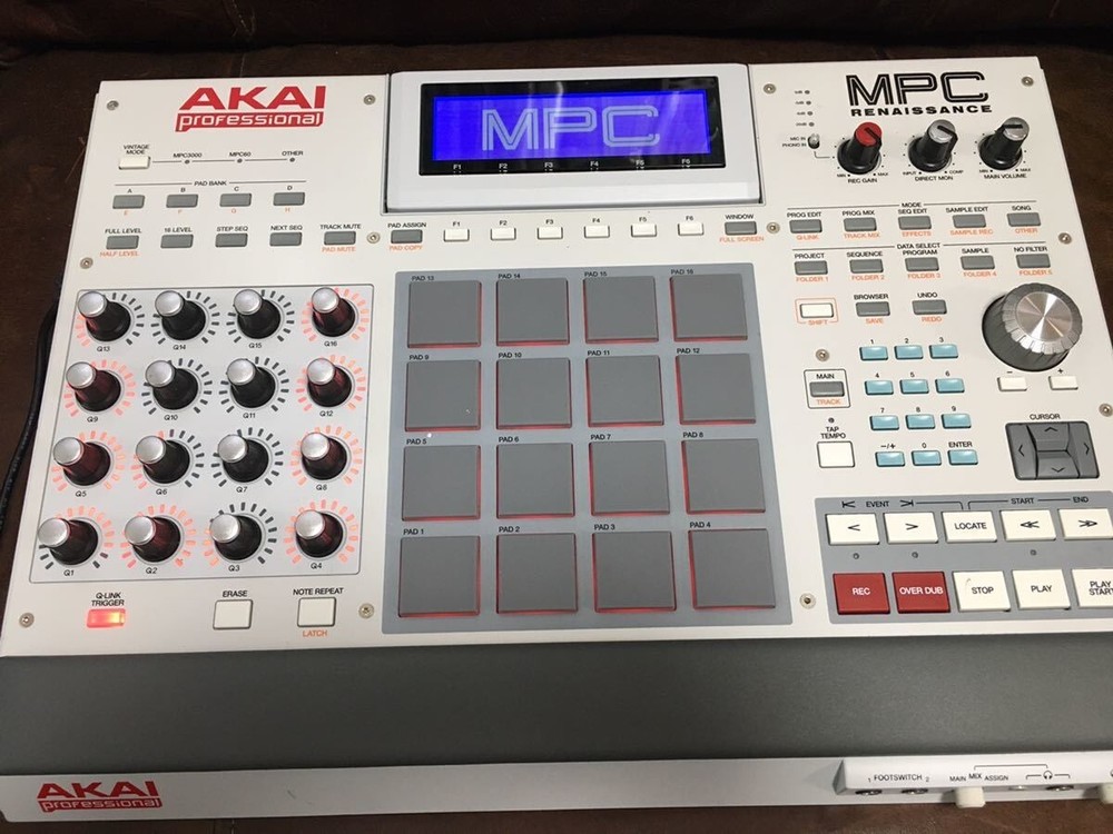 AKAI MPC RENAISSANCE Samplers Sequencers Professional MIDI Controller