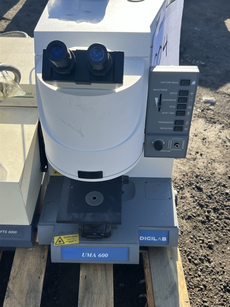 Digilab UMA 600 Lab Instrument