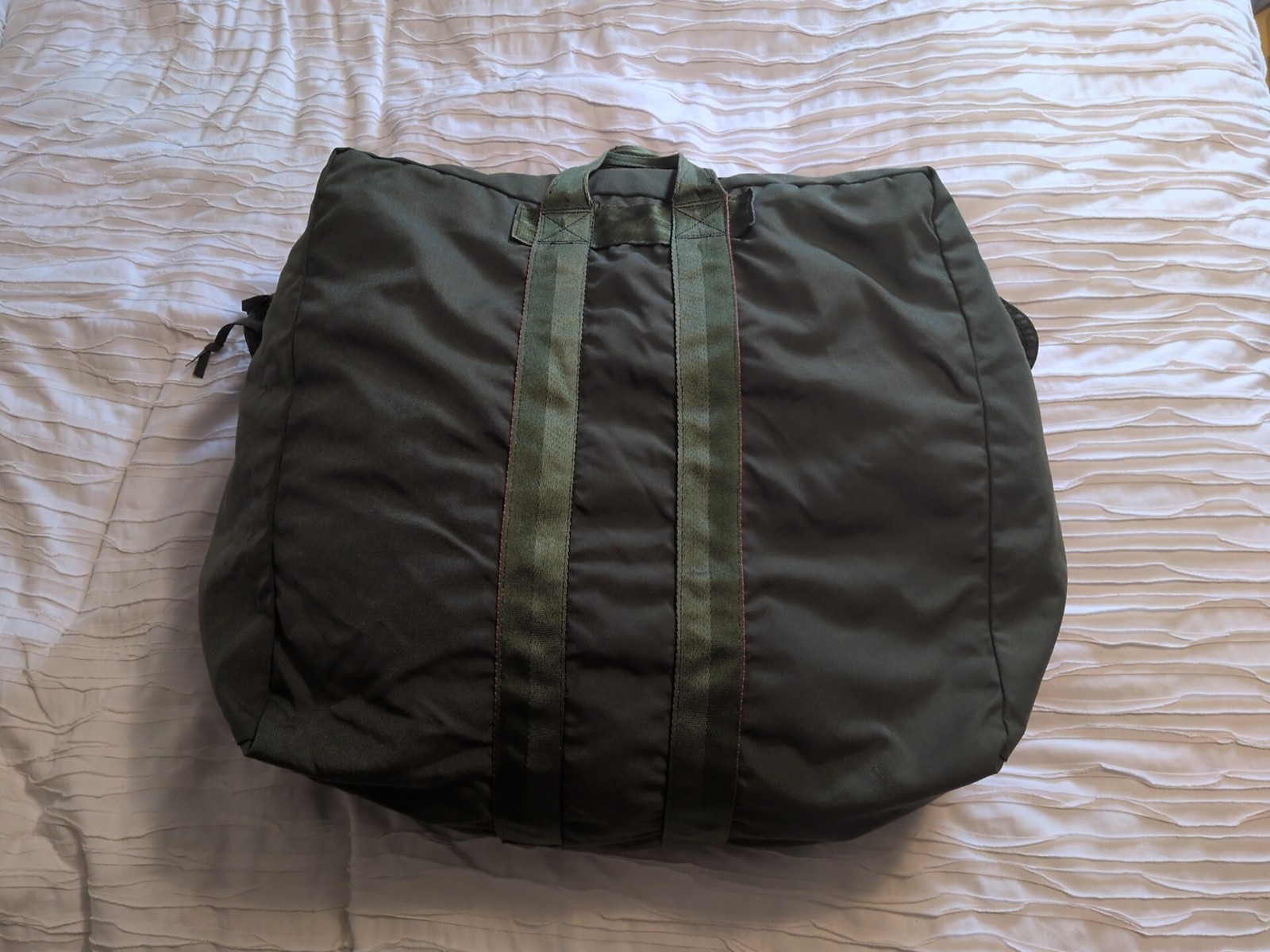 U.S. GI Flyers Kit Bag Nylon USA Military Army Air Force Large Duffle Green