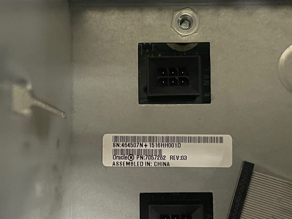 Sun Oracle 7057262 Fan Backplane / Cage Assembly